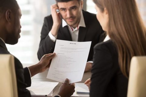 What Hiring Managers Want to Hear in Response to ‘Tell Me About Yourself’