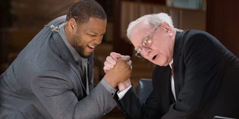 A former NFL player says Warren Buffett taught him 2 lessons about success that he still follows years later
