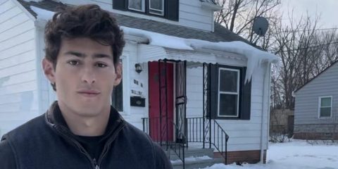 I bought my first investment property while still in college. Now I’m 24 and own 30 homes as a full-time landlord.