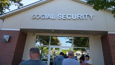 Claiming Social Security early is ‘bad advice,’ says Suze Orman, despite viral panic