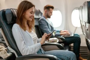 5 Ways to Get Free Wi-Fi on Flights