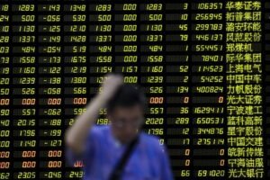 Asia stocks buoyed by tech gains; China rattled by fresh US restrictions By Investing.com