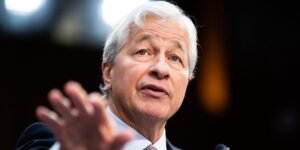 JPMorgan boosts CEO Jamie Dimon’s pay to  million