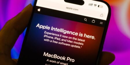 I’m an Android user who tried out Apple Intelligence. Many of its features impressed me, but not enough to make the switch.