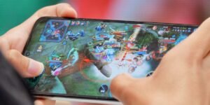 A mobile game that made millions of dollars for Tencent ruined my sleep cycle — but showed me what China’s gaming industry is getting right