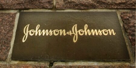 An AI imaging firm says Johnson & Johnson stole its tech. Testimony began Monday.