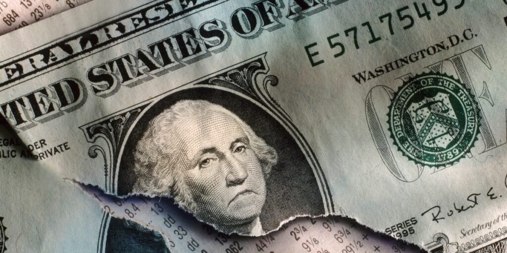 Here’s What Top Voices Are Saying About the ‘Dollar Bear Market’