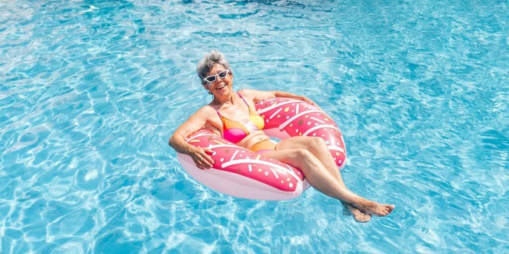 Retire As a Millionaire: How a Boomer Affords Traveling the World