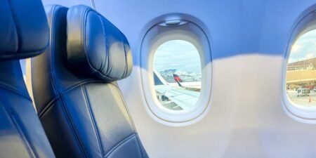 How to Choose the Best Seat on the Plane