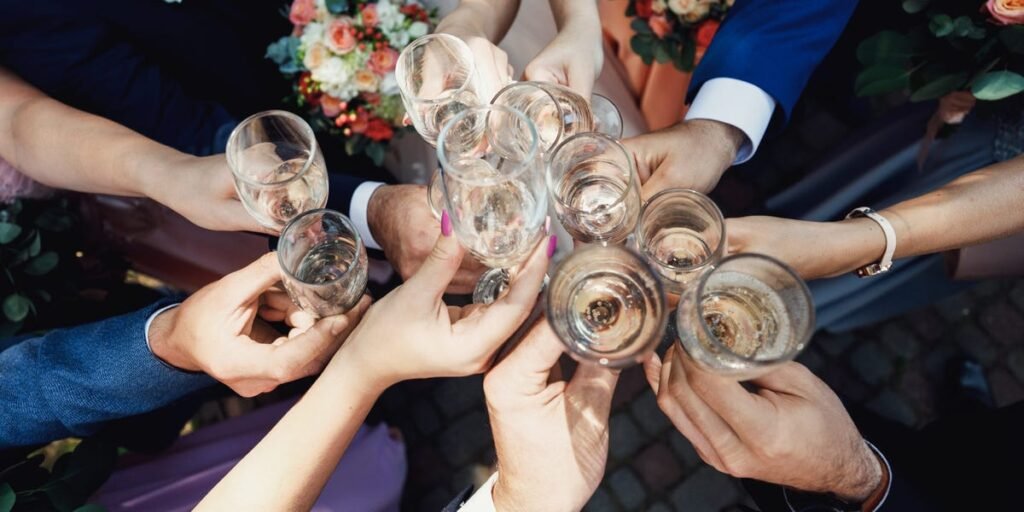 My Friend’s Having a Thursday Wedding: Guests Are Mad, but Worth It