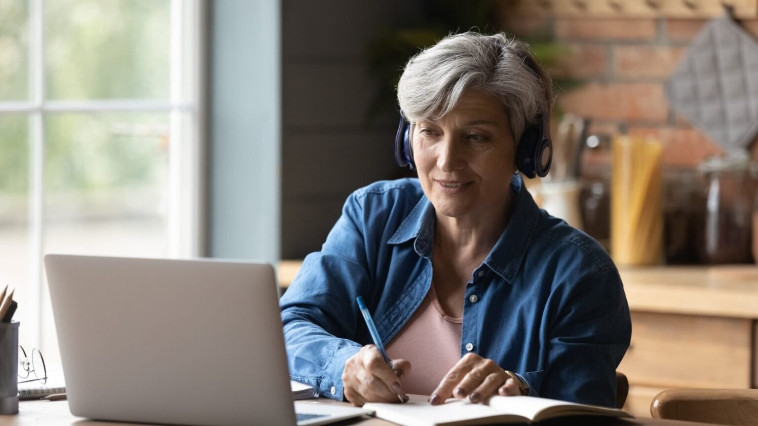 30 Best Side Hustles You Can Do From Home