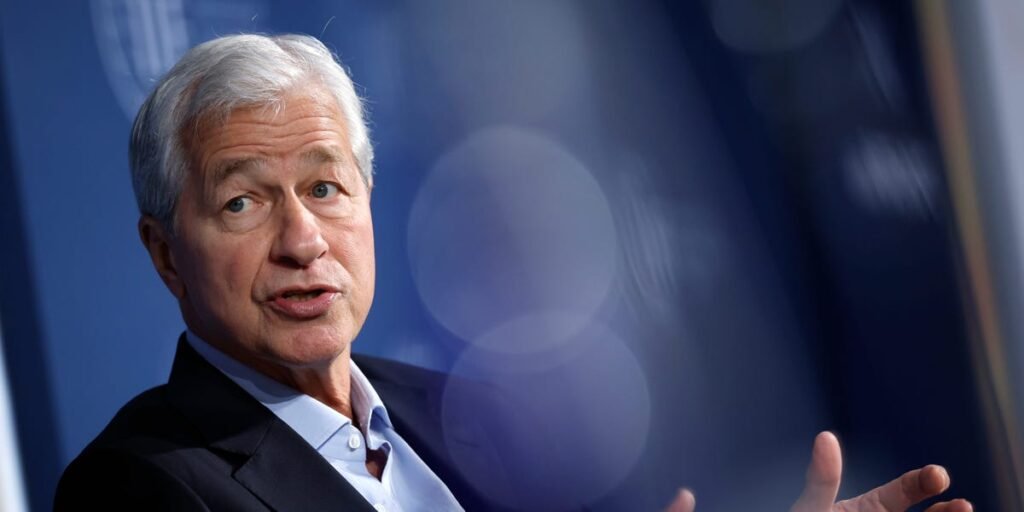Jamie Dimon Has 2 Words for People Complaining About Economic Problems