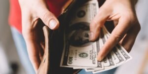 Women Are Getting Wealthier — and They Don’t Invest the Same Way As Men