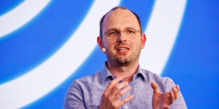 GitHub’s CEO: Hiring Junior Engineers Is Important