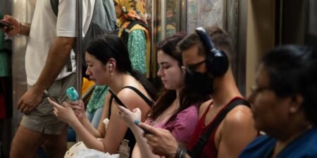 Heat Wave Blazes Through Northeast, Midwest, Slowing Down Commuters