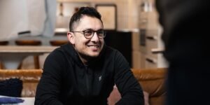Fresh Grads Can Have a Competitive Edge With AI, Says an HP President
