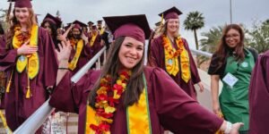 I Work at Starbucks and Got a Free College Degree Through the Company