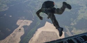 Ukraine War Shows Paratroopers Light Infantry Skills Matter: General