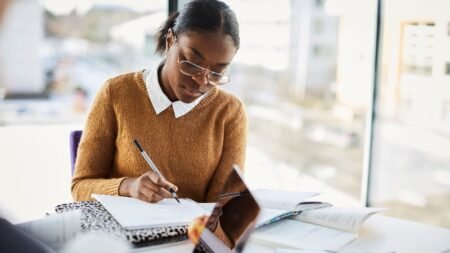 College Students: Enjoy These Student Card Benefits