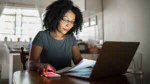 What Is Credit History? | Bankrate
