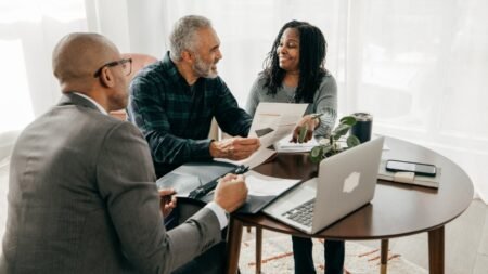 Financial Planning Guide: Learn The Basics To Get Started