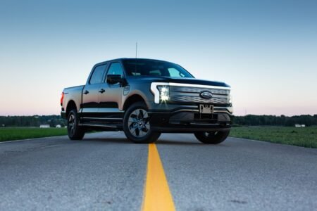 What Automakers’ Flood Relief Reveals About Customer Support