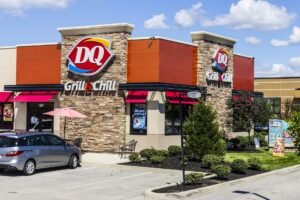 5 Chains Offering Ice Cream Deals and Freebies on Sunday
