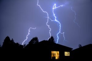 Climate Disasters Are Reshaping Home Insurance: How to Manage Rising Costs