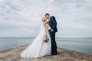 Swipe Without Regret: 6 Credit Card Strategies to Save Thousands on Your Wedding