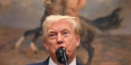 The Effort to Ban Congressional Stock Trading Has a Trump Problem
