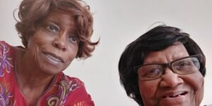 Moved to Panama With 97-Year-Old Mom With Dementia, Cheaper and Calmer