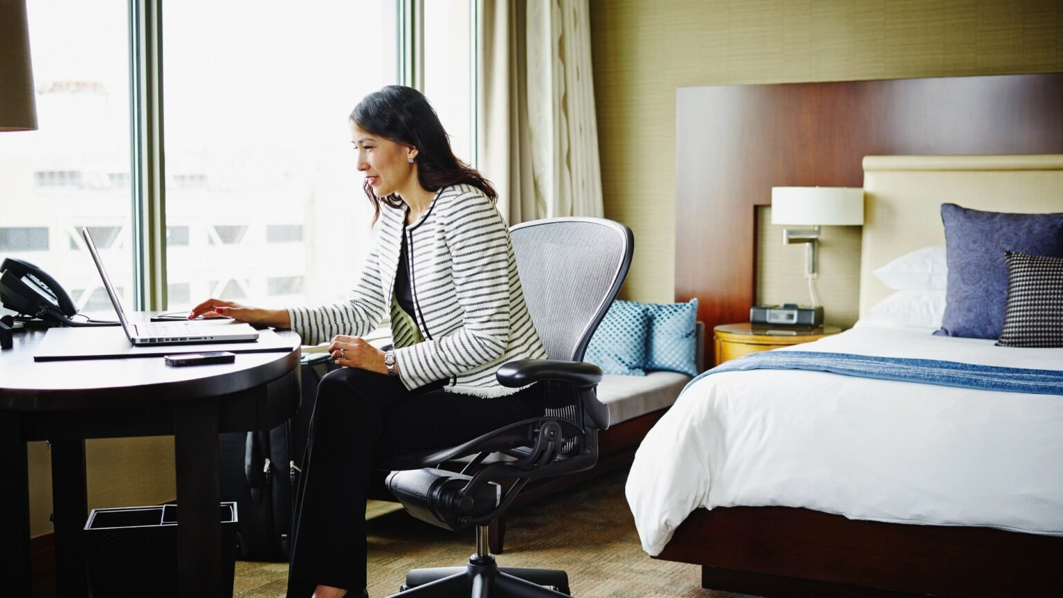 Hilton Honors American Express Card benefits guide