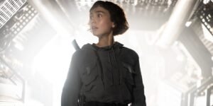 ‘Alien: Earth’: Sydney Chandler on a ‘Dead’ Extra Scaring Her