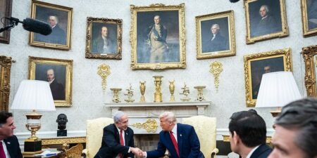 Before-and-After Photos Show Changes Trump’s White House Decor Changes