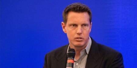David Ellison Says AI Shouldn’t Scare Hollywood; Embraces Tech