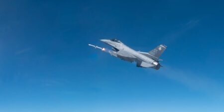 Pentagon Signs .5 Billion AIM-120 Missile Deal Amid Soaring Demand