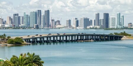 Top 20 Cities Where the Ultrawealthy Buy Their Second Homes in 2025