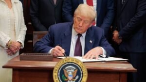 Trump Pushes For Private Equity In 401(k)s, Opening The Door To Riskier Retirement Bets