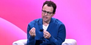 Anthropic CEO Says He’s Uneasy About Unelected Tech Leaders Shaping AI