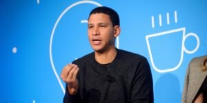 Compass CEO Says His Real Estate Agents Are Bullied by the ‘Zillow Ban’