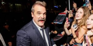 David Harbour’s PR Controversies: Experts Explain How They’d Handle It David Harbour’s PR Controversies: Experts Explain How They’d Handle It