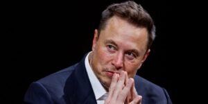 Elon Musk: AI Is a ‘Supersonic Tsunami’ That Will Upend the Workforce Elon Musk: AI Is a ‘Supersonic Tsunami’ That Will Upend the Workforce