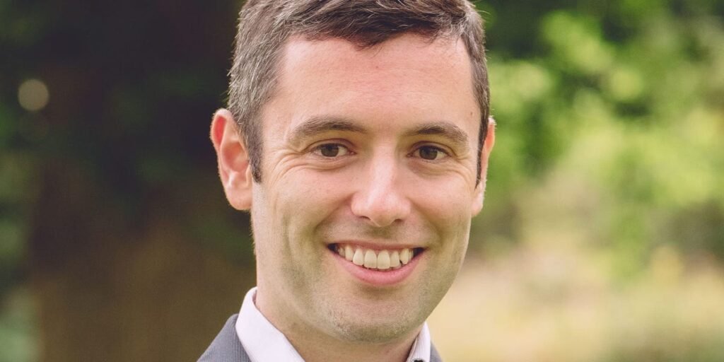 How Gen Z Can Stand Out in the Job Market in the World of AI How Gen Z Can Stand Out in the Job Market in the World of AI