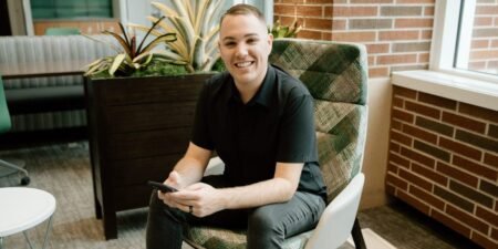 4 Tips for Dealing With a Micromanaging Boss, From a Tech Career Coach