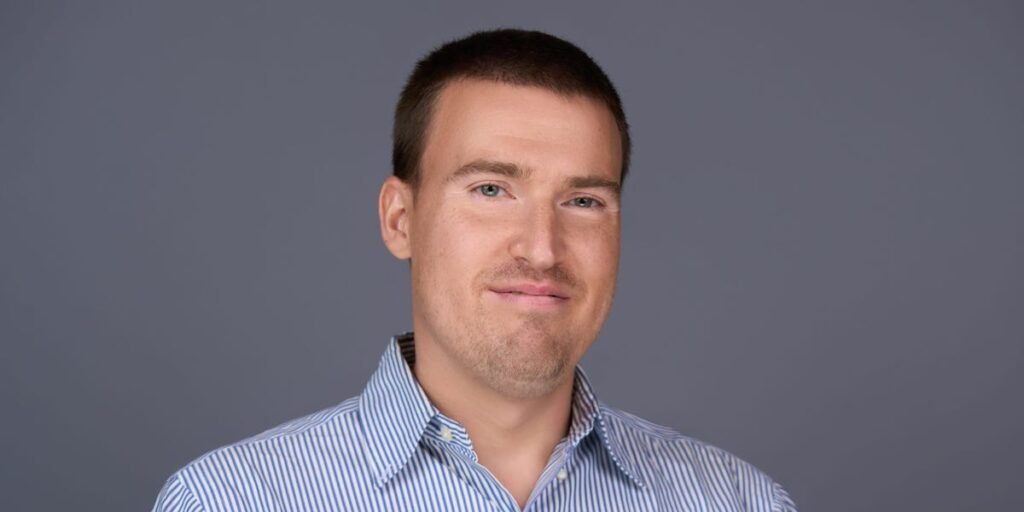 5 Tips to Become a Morning Person From a CEO Who Wakes up Without an Alarm