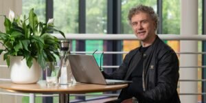 I Lost My Job at 62. After 900 Applications, I Finally Got Hired.