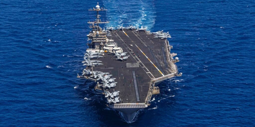 US Aircraft Carrier’s Hard Turn to Avoid Enemy Fire Sent Jet Overboard