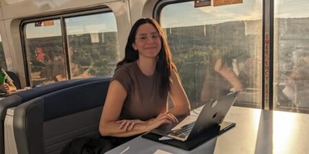 Tips for Working Remotely on Amtrak Train From LA to Chicago