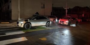 Waymo Suspends Robotaxi Service in San Francisco Amid Power Outage