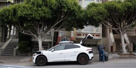 Waymo Explains Why Its Robotaxis Stalled in San Francisco